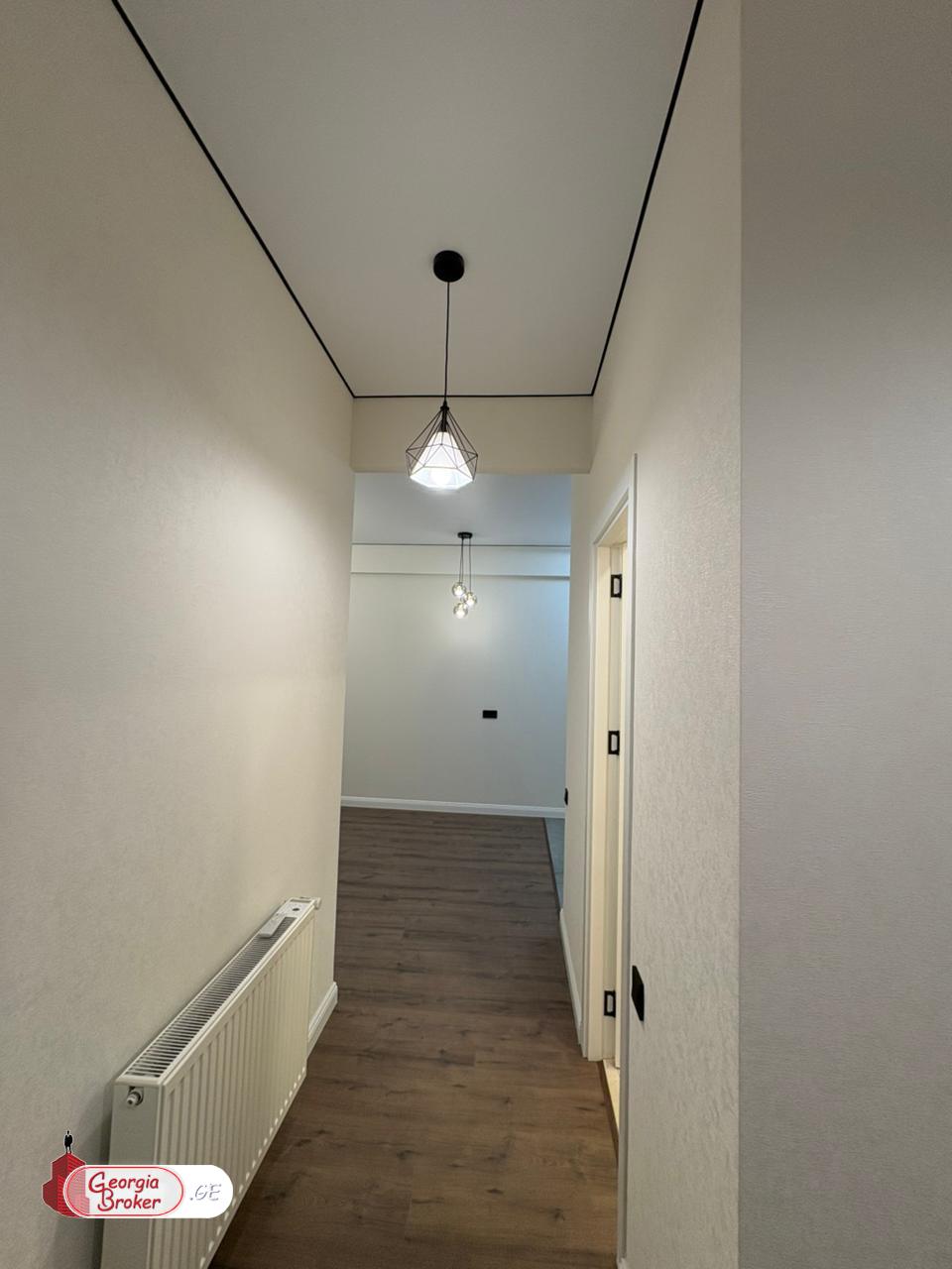 იყიდება ახალი გარემონტებული 2 ოთახიანი ბინა